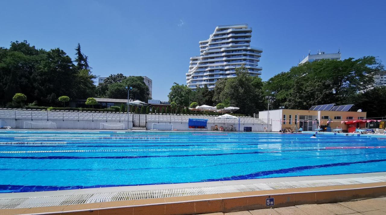 Luxury Apartments Alix Burgas City Eksteriør billede