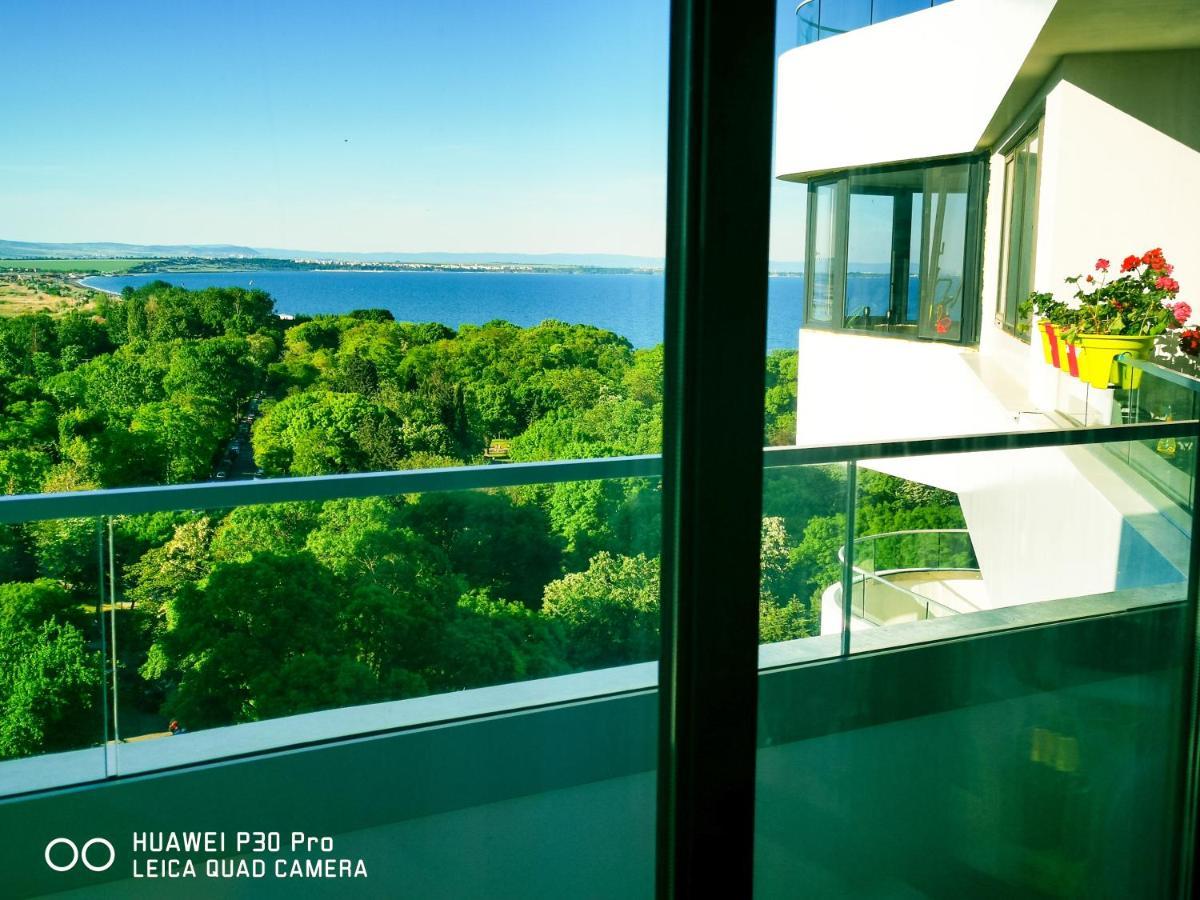 Luxury Apartments Alix Burgas City Eksteriør billede