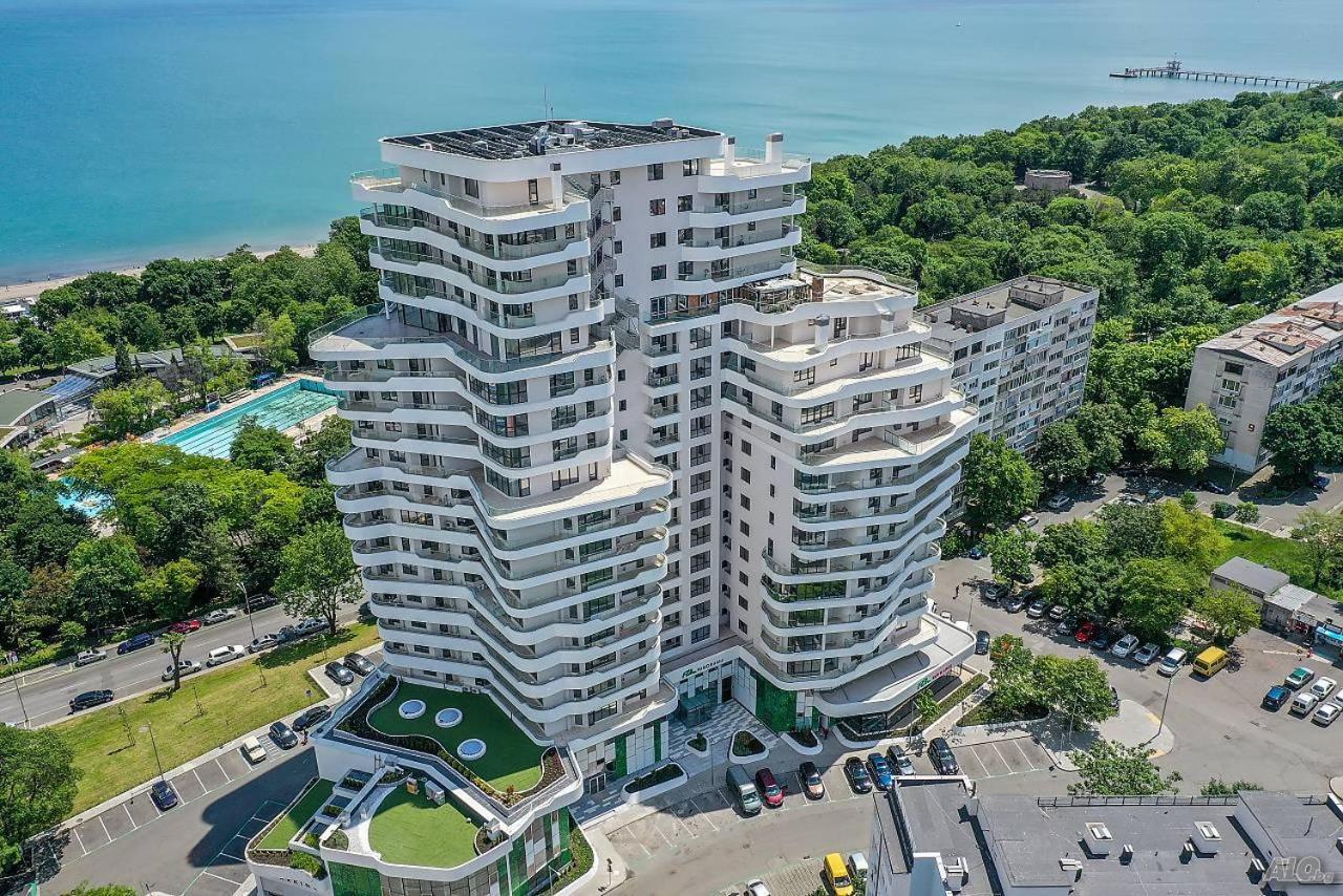Luxury Apartments Alix Burgas City Eksteriør billede